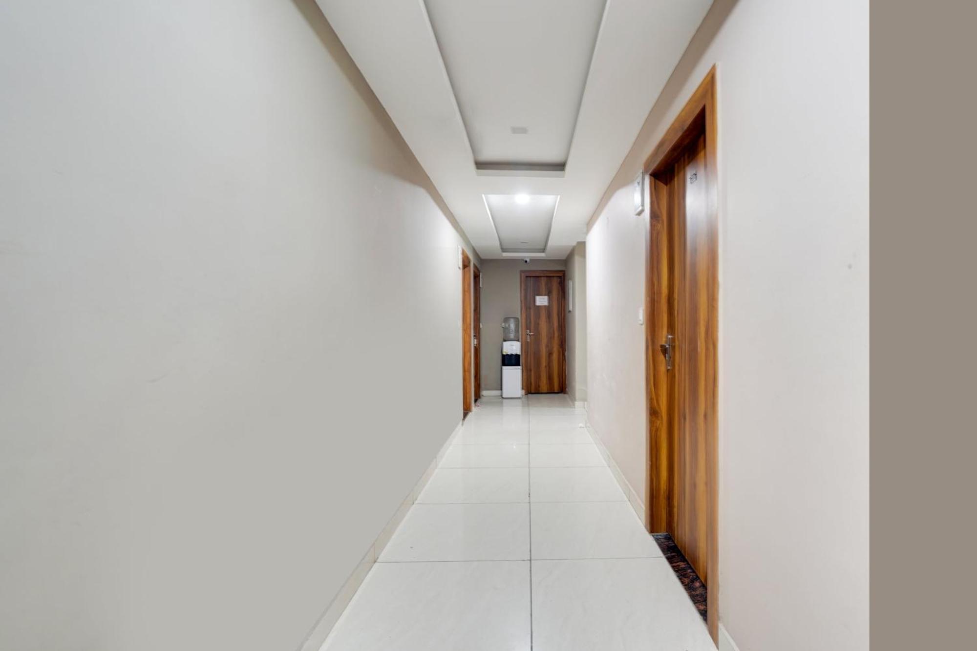 Super Townhouse Tapovan Exteriér fotografie